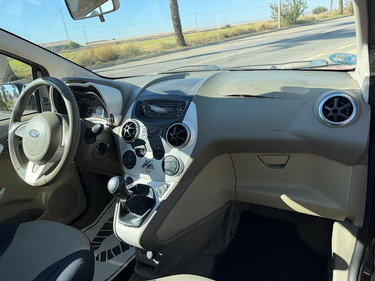 FORD KA TITANIUM 1.2 PETROL SPANISH LHD IN SPAIN ONLY 51000 MILES SUPER 2009
